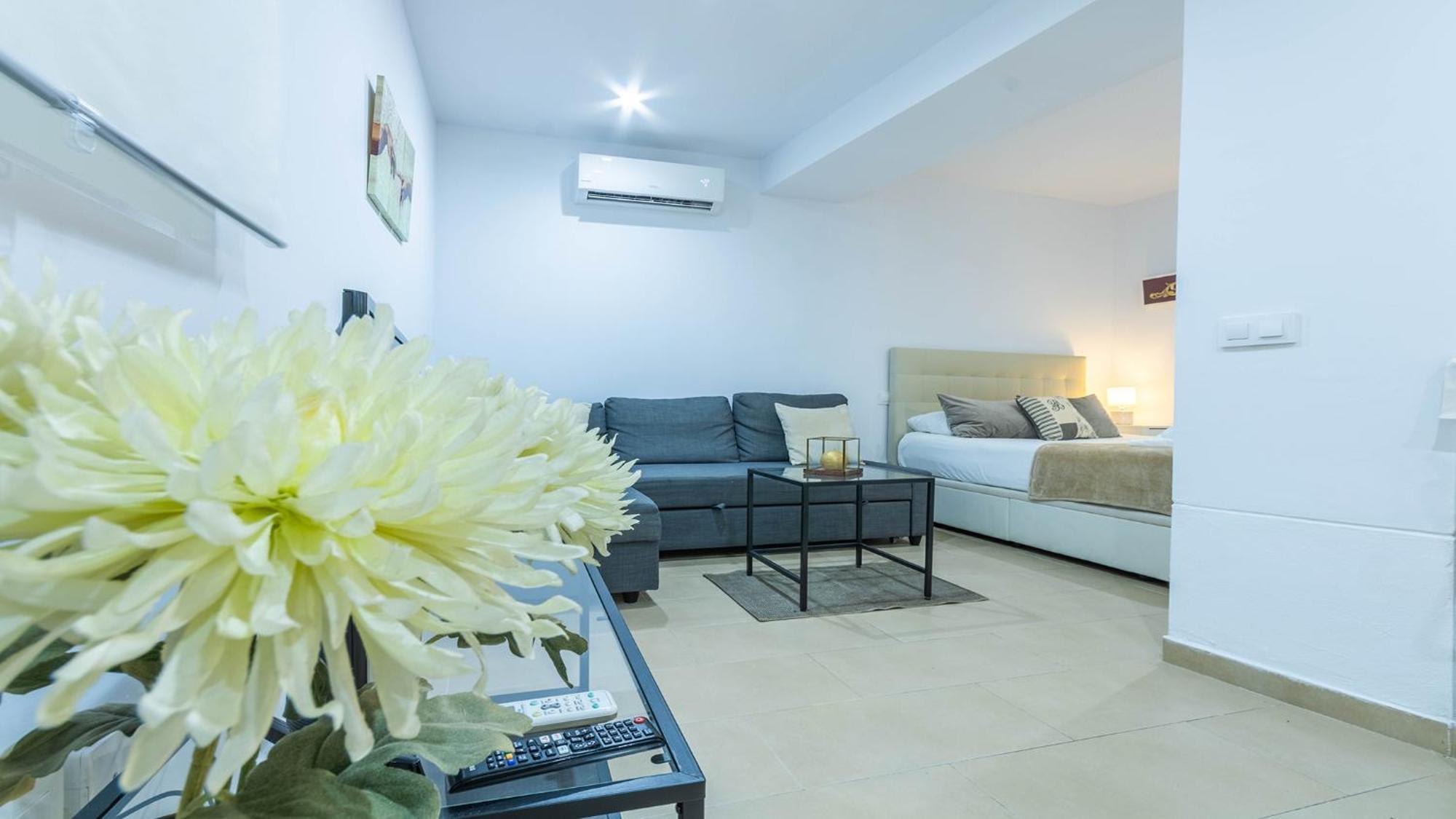 Natural Suite Sevilla Center Екстериор снимка